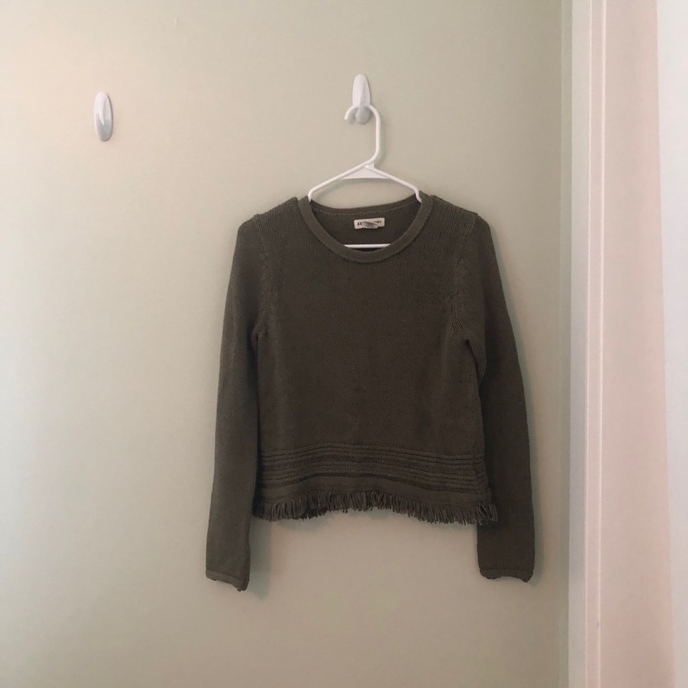 Forest green sweater!
